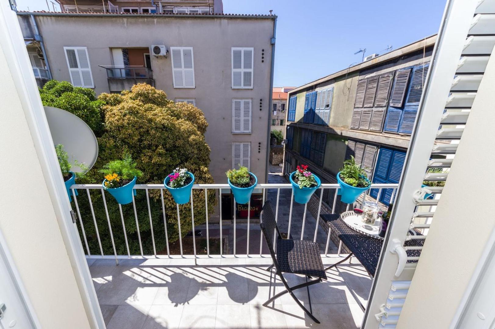 Ema 2Br Apt. In Old Town Centre Zadar Exterior photo